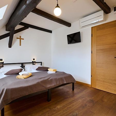 Old Parish House Bed and Breakfast Bled Buitenkant foto